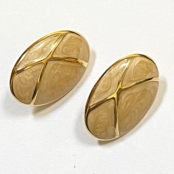 Napier Vintage Clip On Earrings 1980s Boss Lady Oval Goldtone & Golden Enamel - Picture 1 of 7